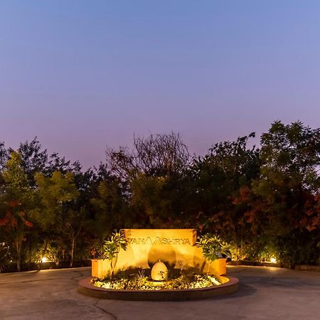 Vanaashrya Resort And Spa Sariska Tehla Екстериор снимка