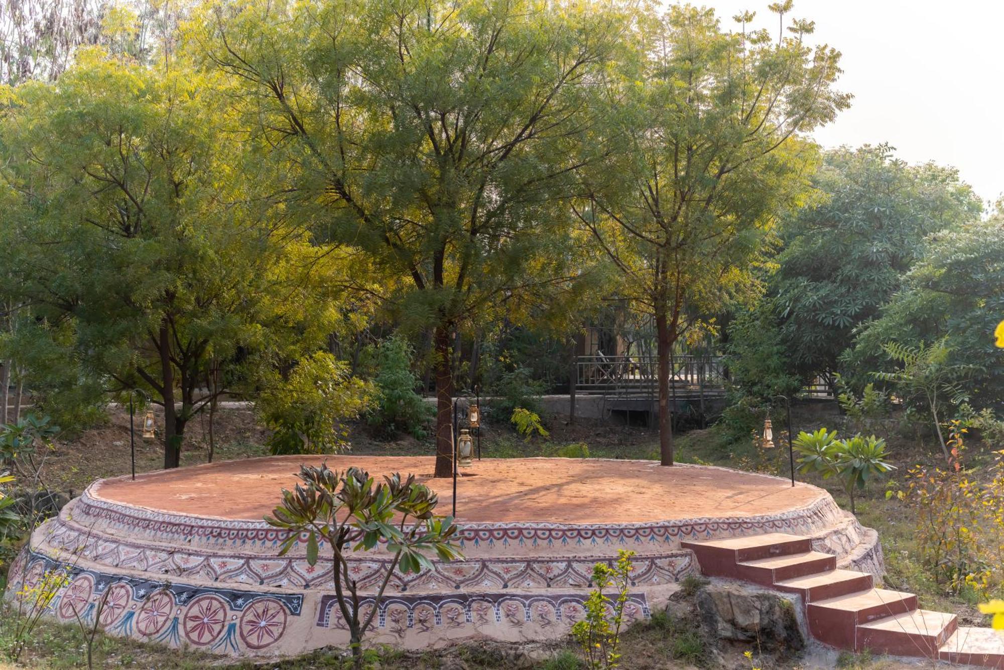 Vanaashrya Resort And Spa Sariska Tehla Екстериор снимка